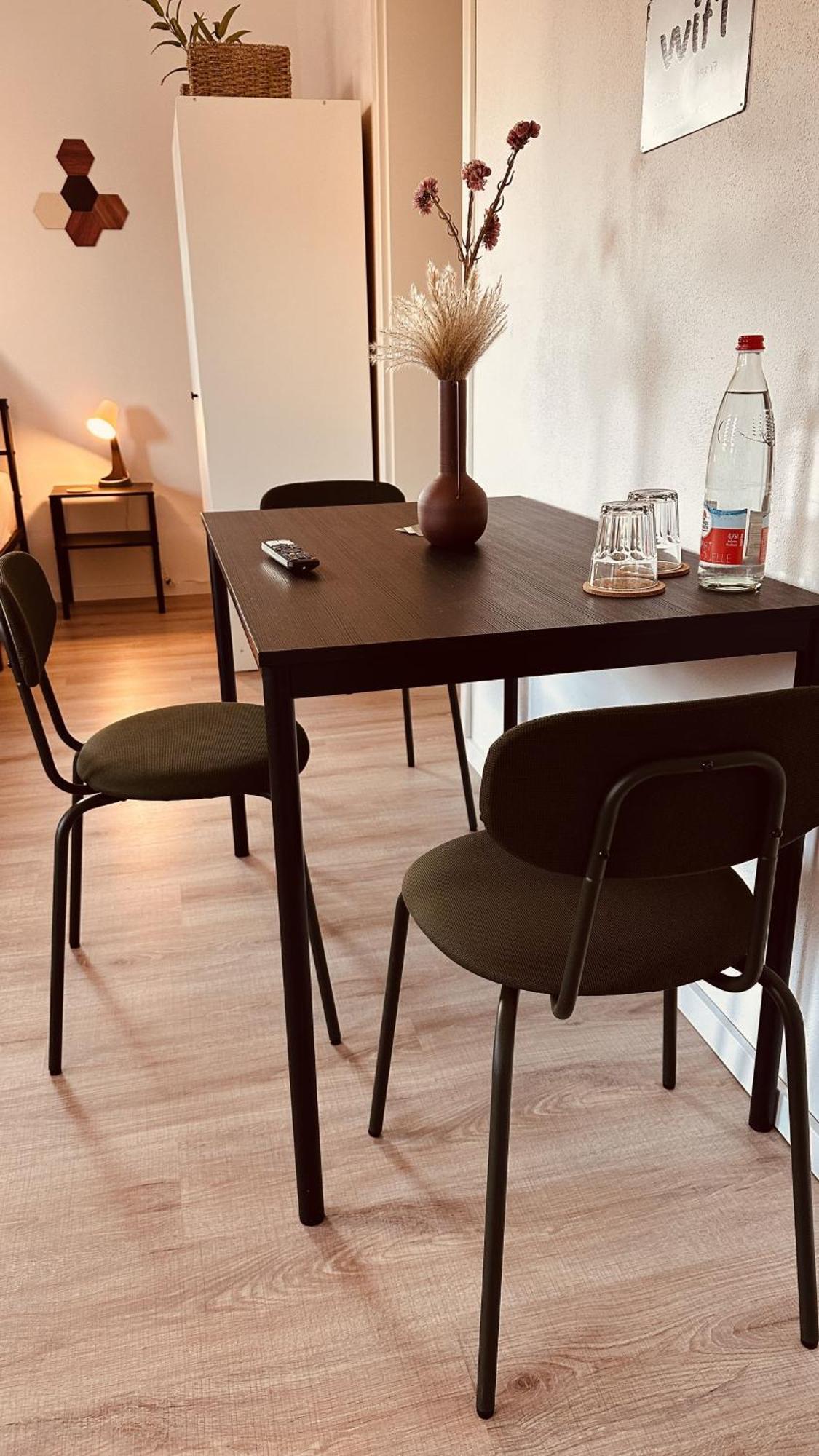 Apartment Mit Netflix - Parken - Kueche - Bad 바이덴 외부 사진